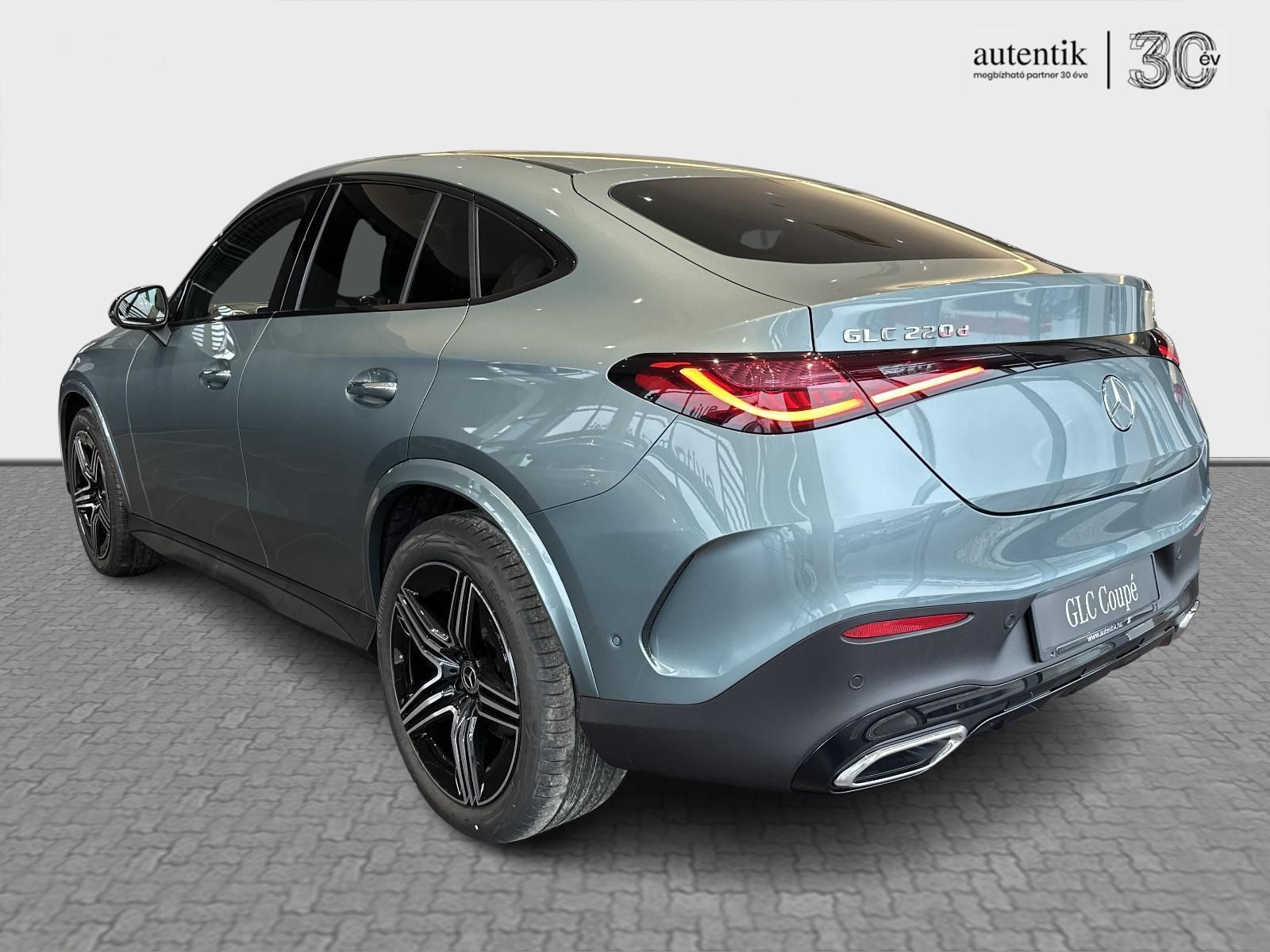 MERCEDES-BENZ GLC 220