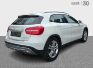 MERCEDES-BENZ GLA 220