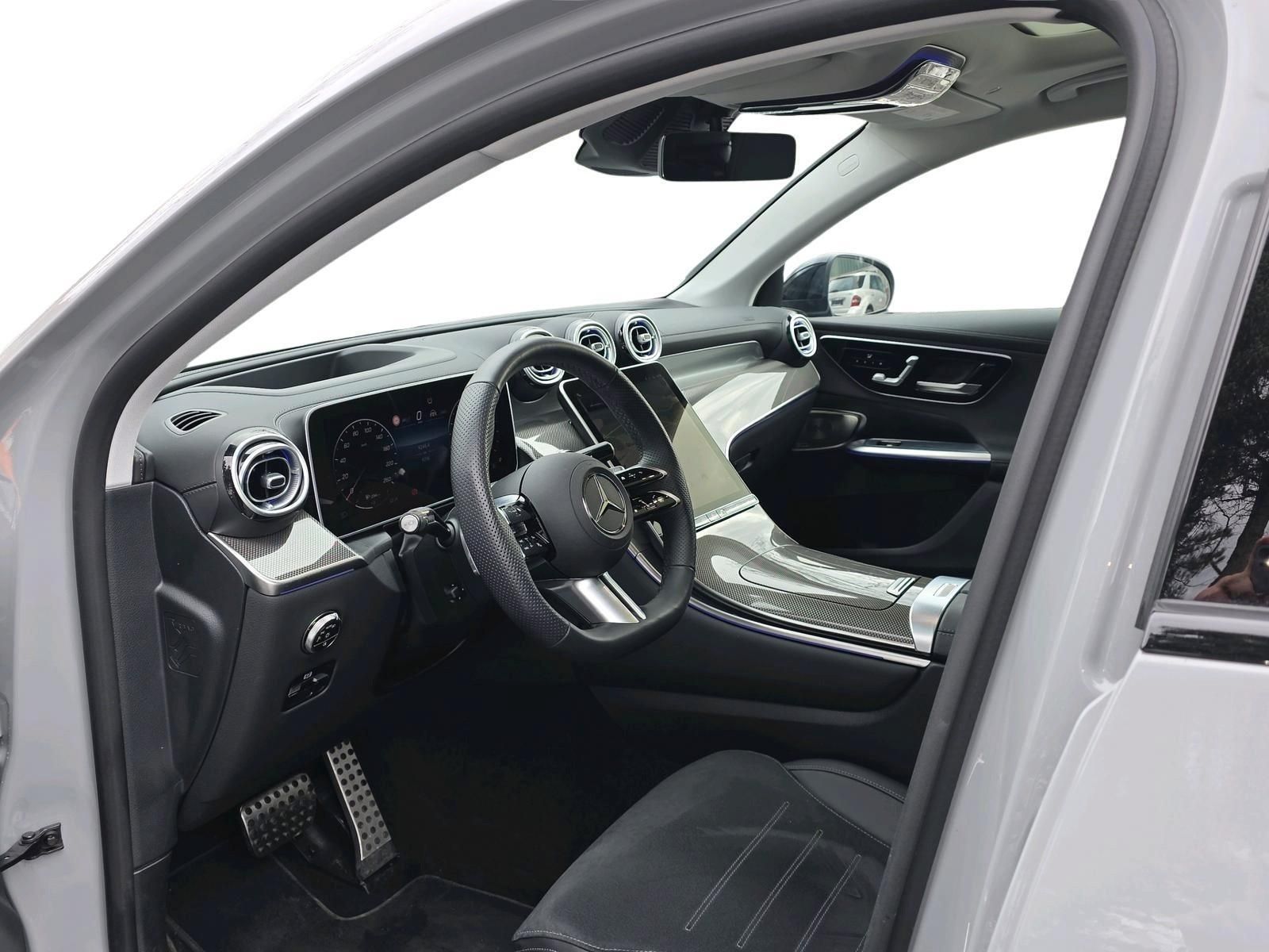 MERCEDES-BENZ GLC 200