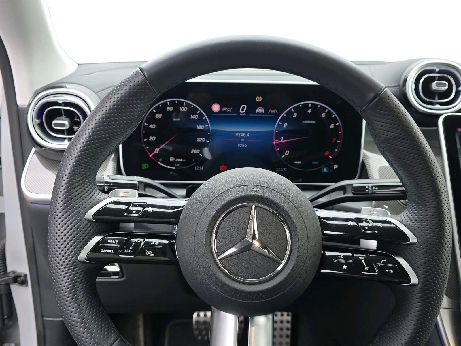 MERCEDES-BENZ GLC 200