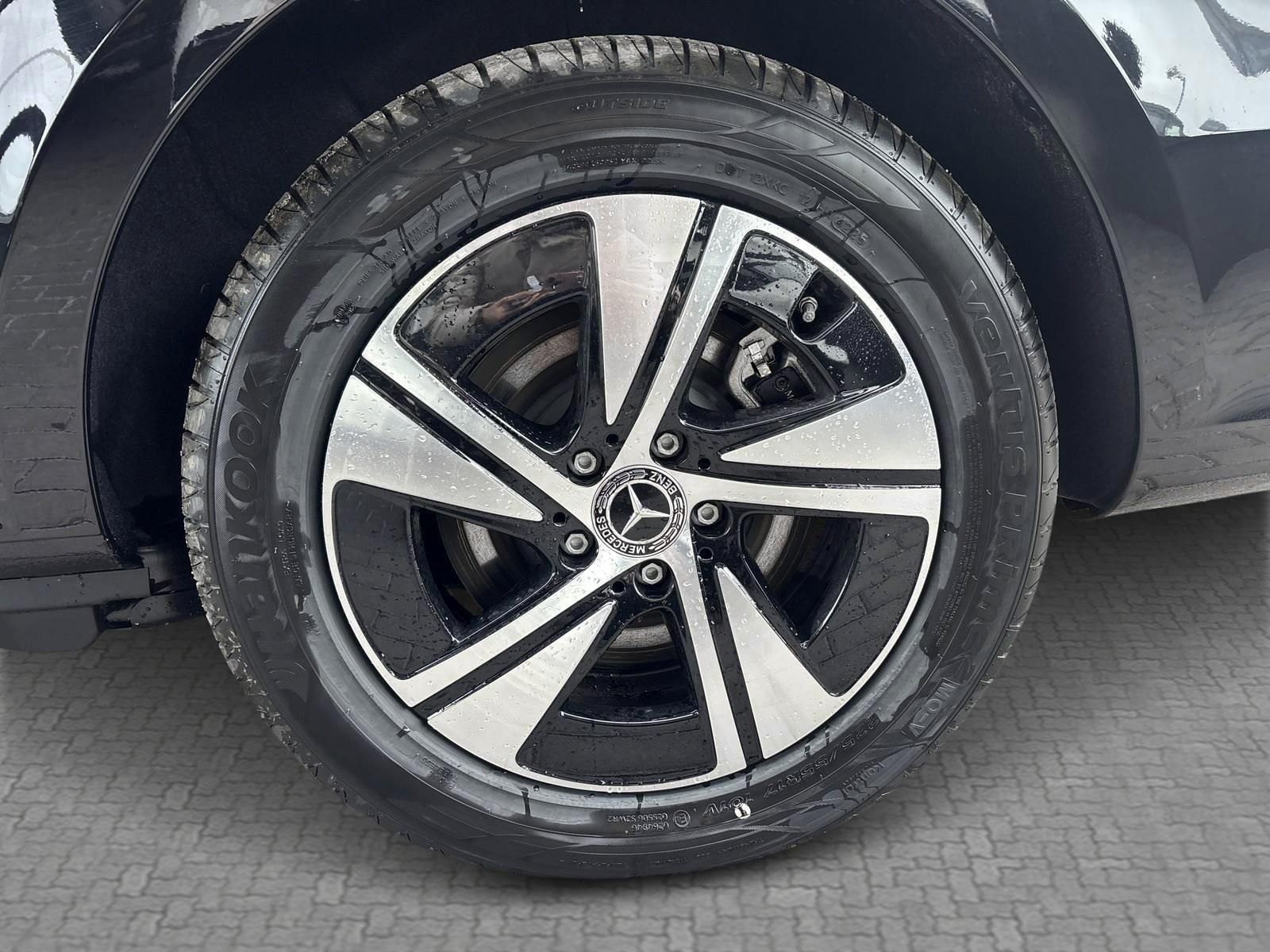 MERCEDES-BENZ V-OSZTÁLY