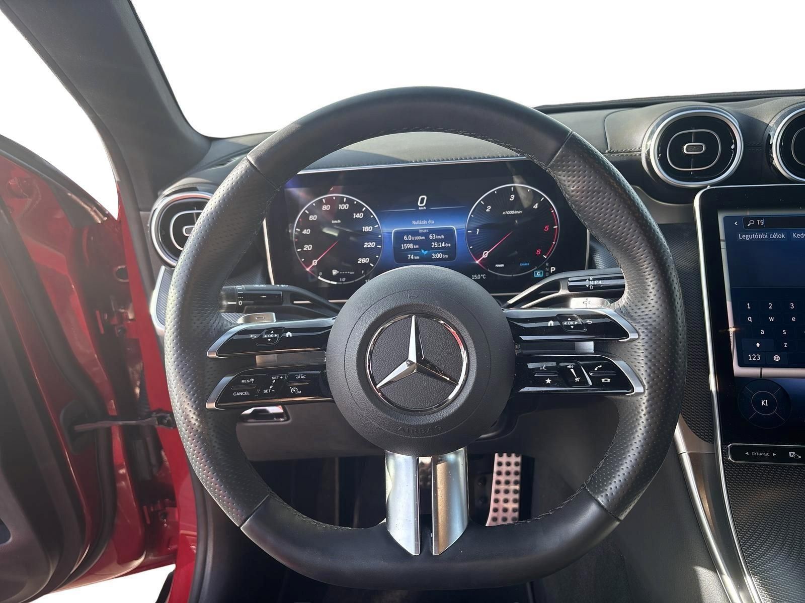 MERCEDES-BENZ GLC 220