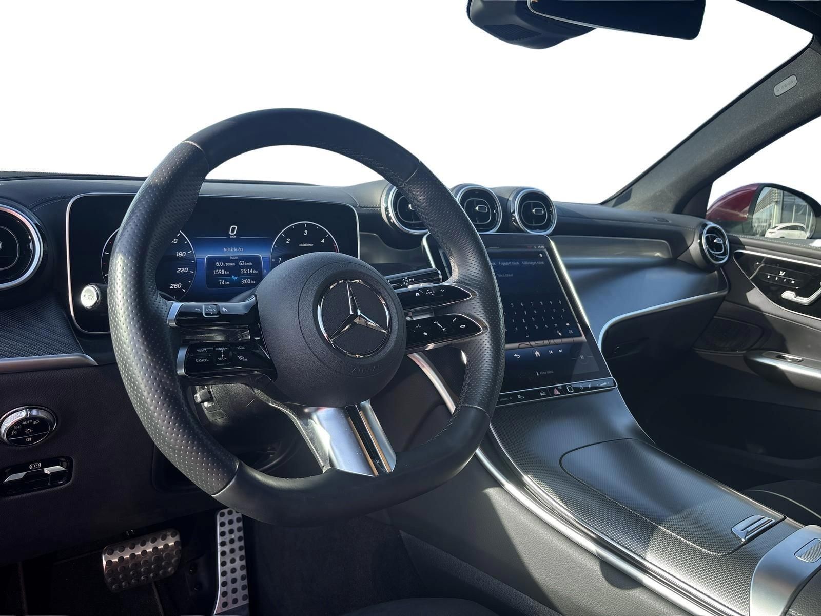 MERCEDES-BENZ GLC 220