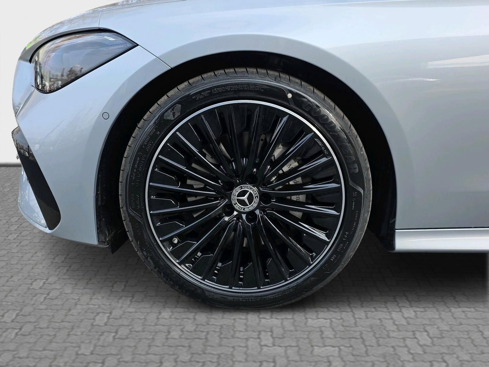 MERCEDES-BENZ CLE 300