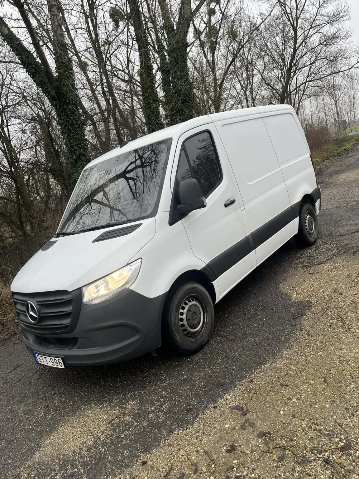 MERCEDES-BENZ SPRINTER