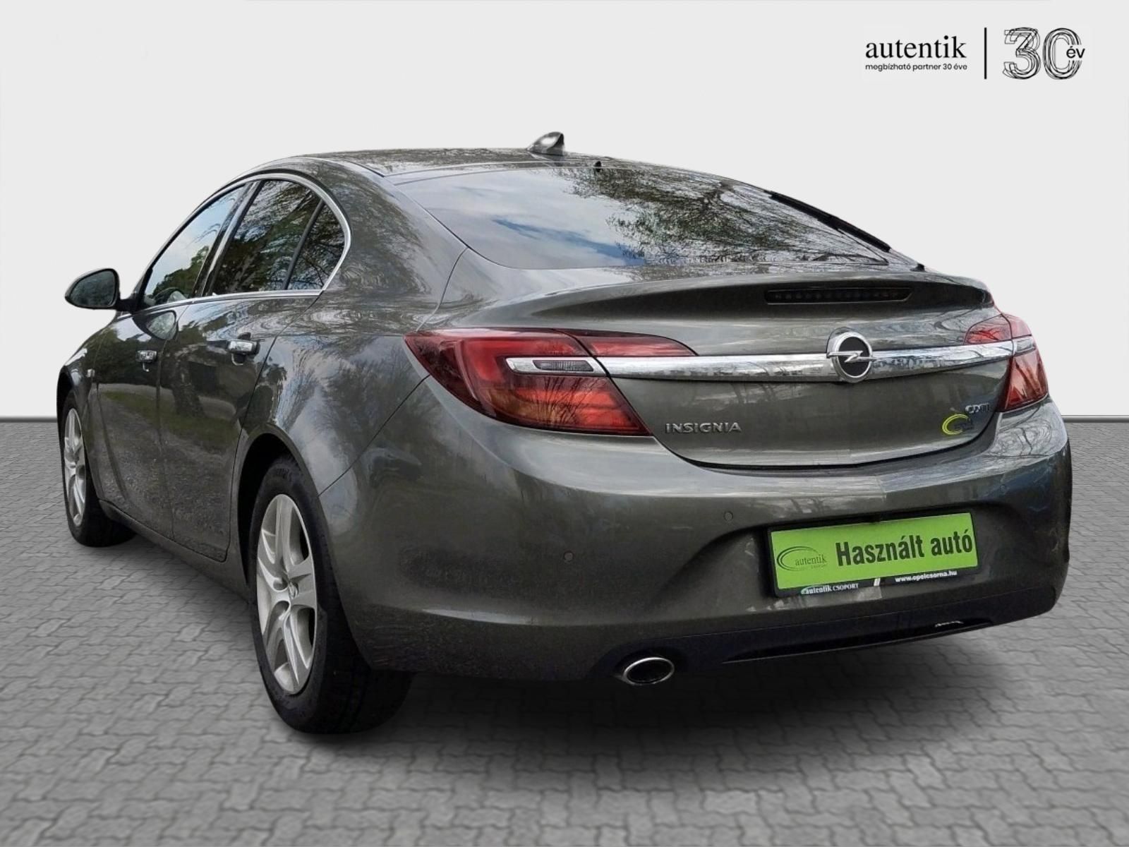 OPEL INSIGNIA
