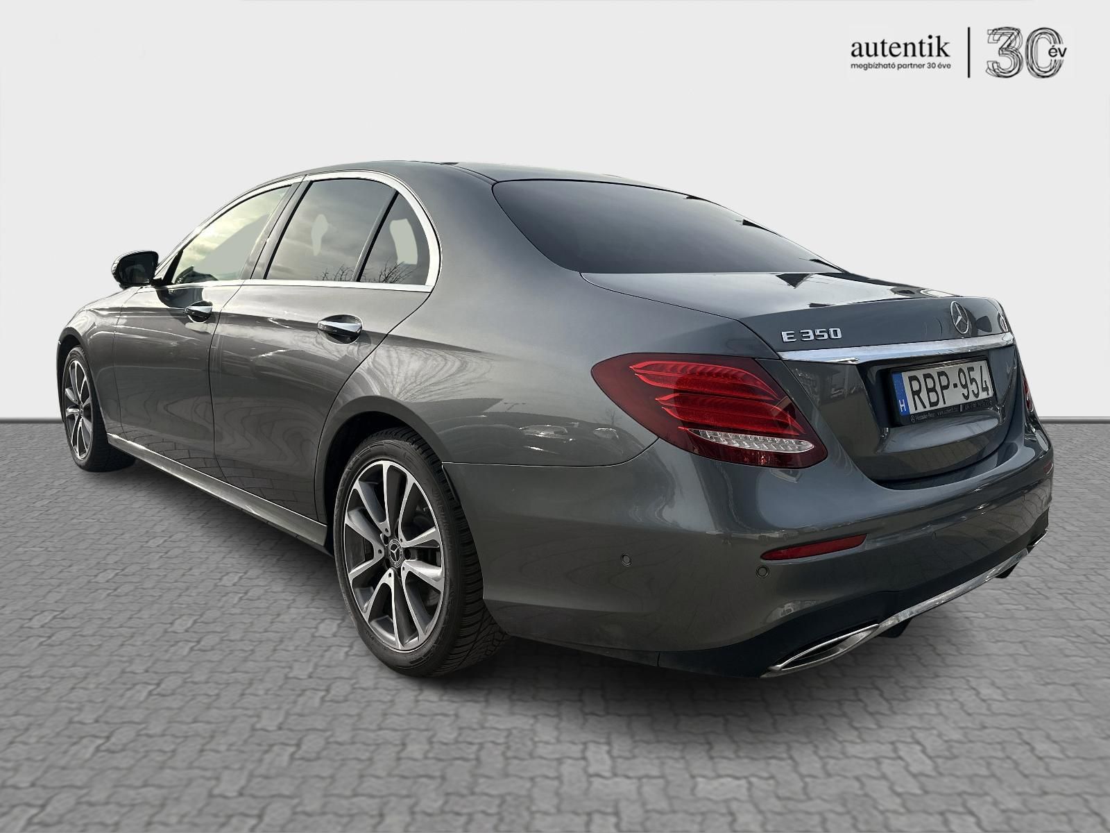MERCEDES-BENZ E 350