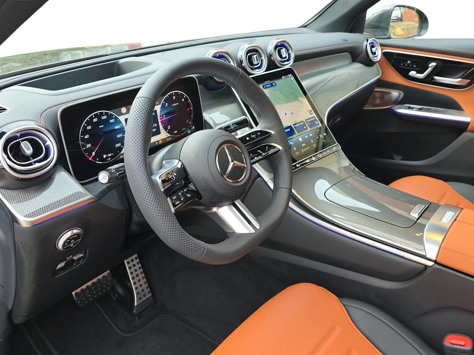 MERCEDES-BENZ GLC 220