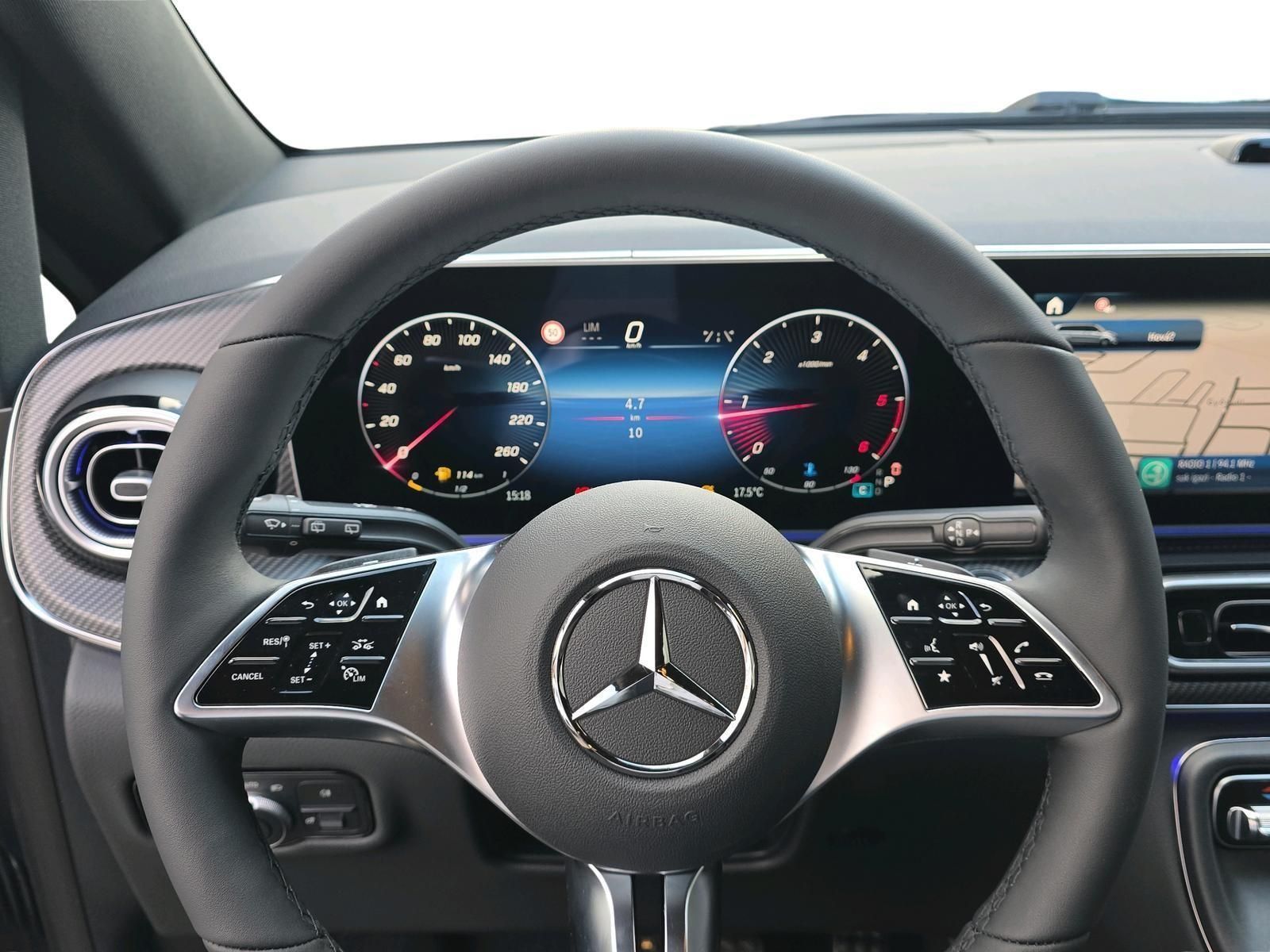 MERCEDES-BENZ V-OSZTÁLY