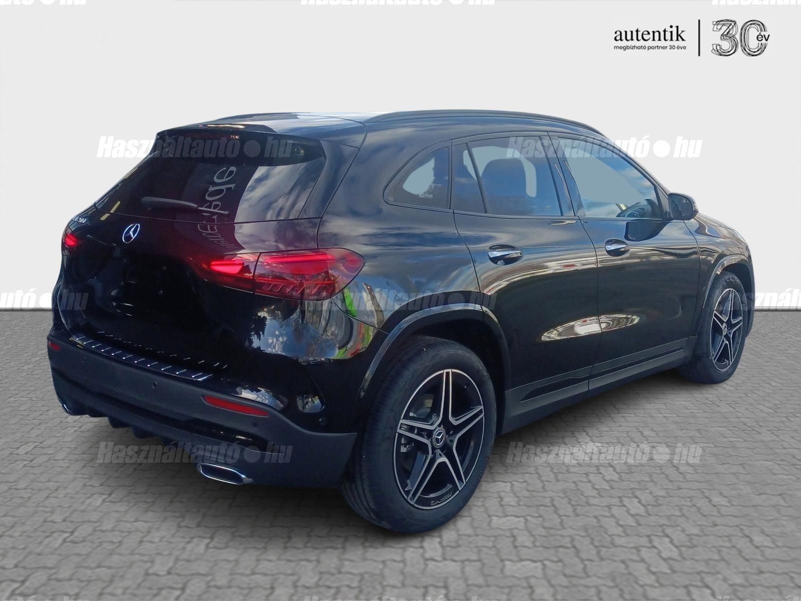 MERCEDES-BENZ GLA-OSZTÁLY