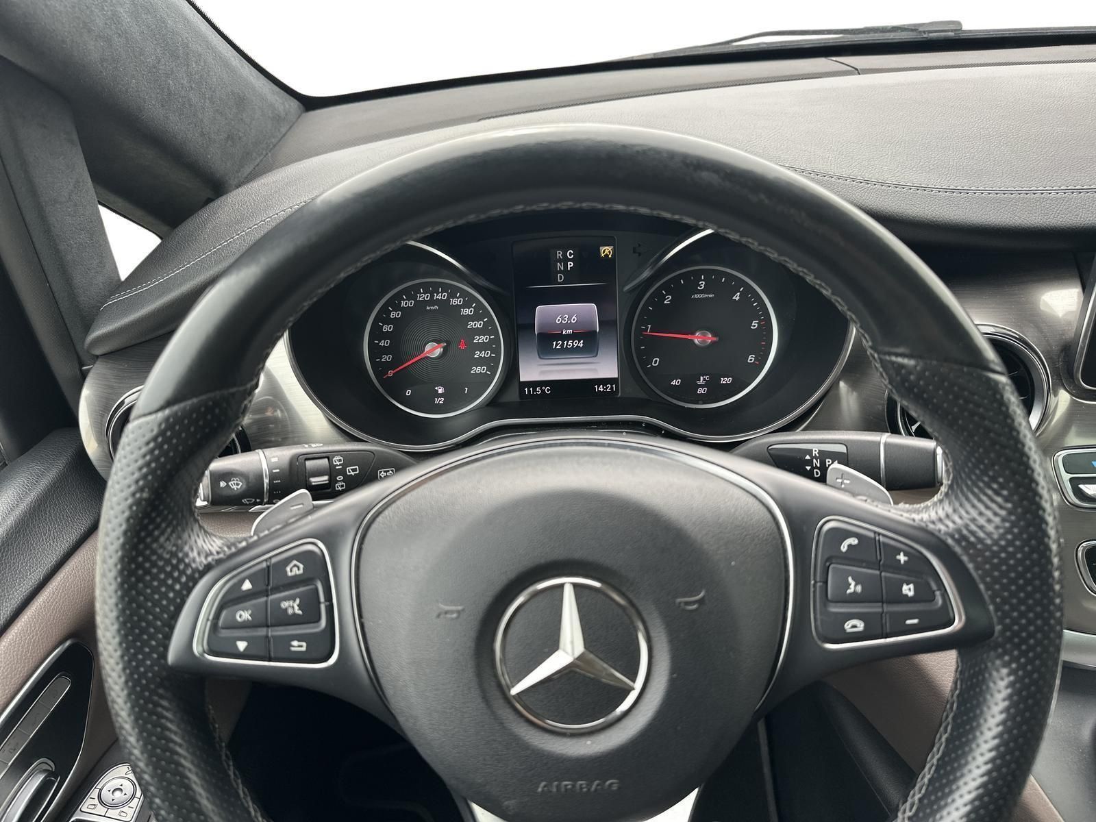 MERCEDES-BENZ V-OSZTÁLY