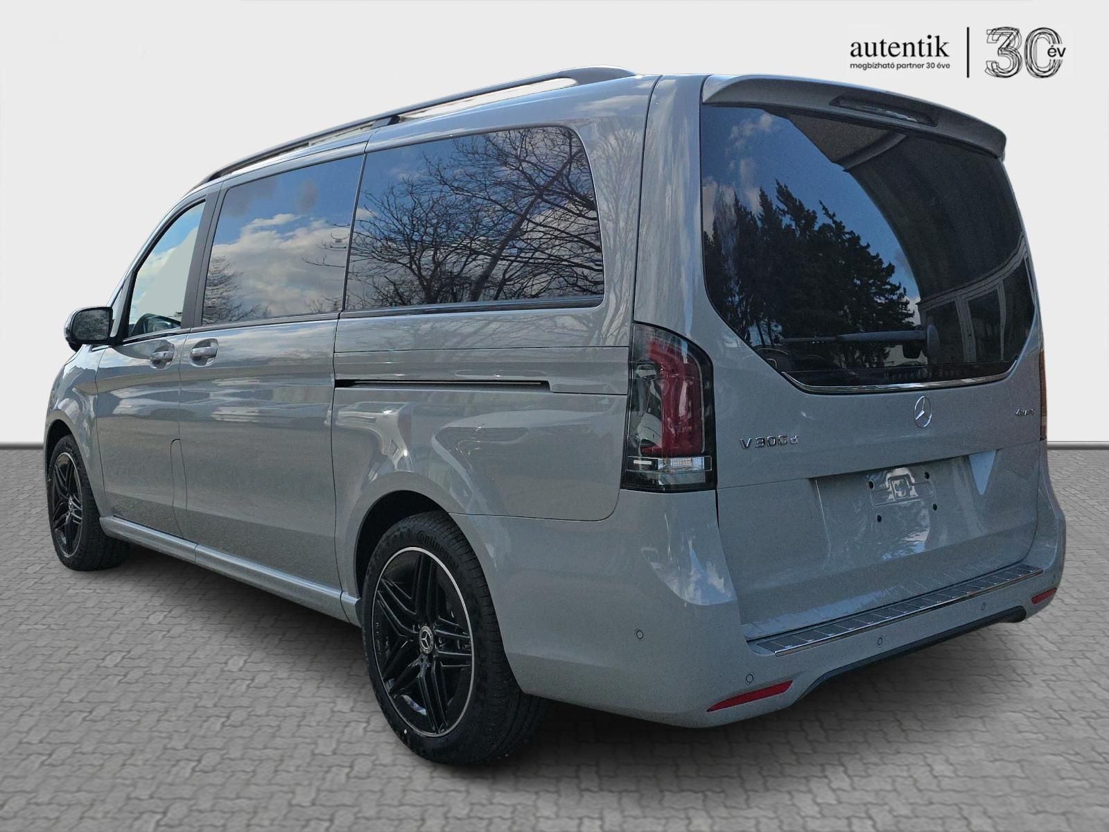 MERCEDES-BENZ V-OSZTÁLY