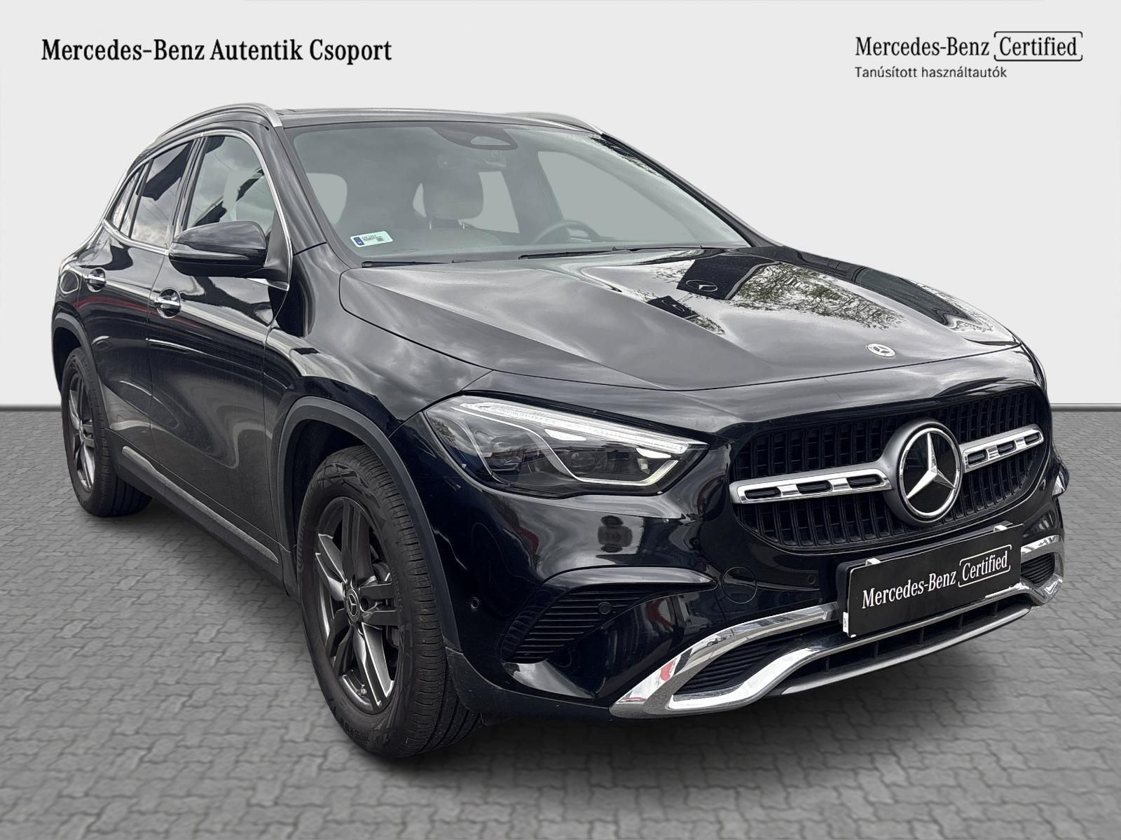MERCEDES-BENZ GLA 200