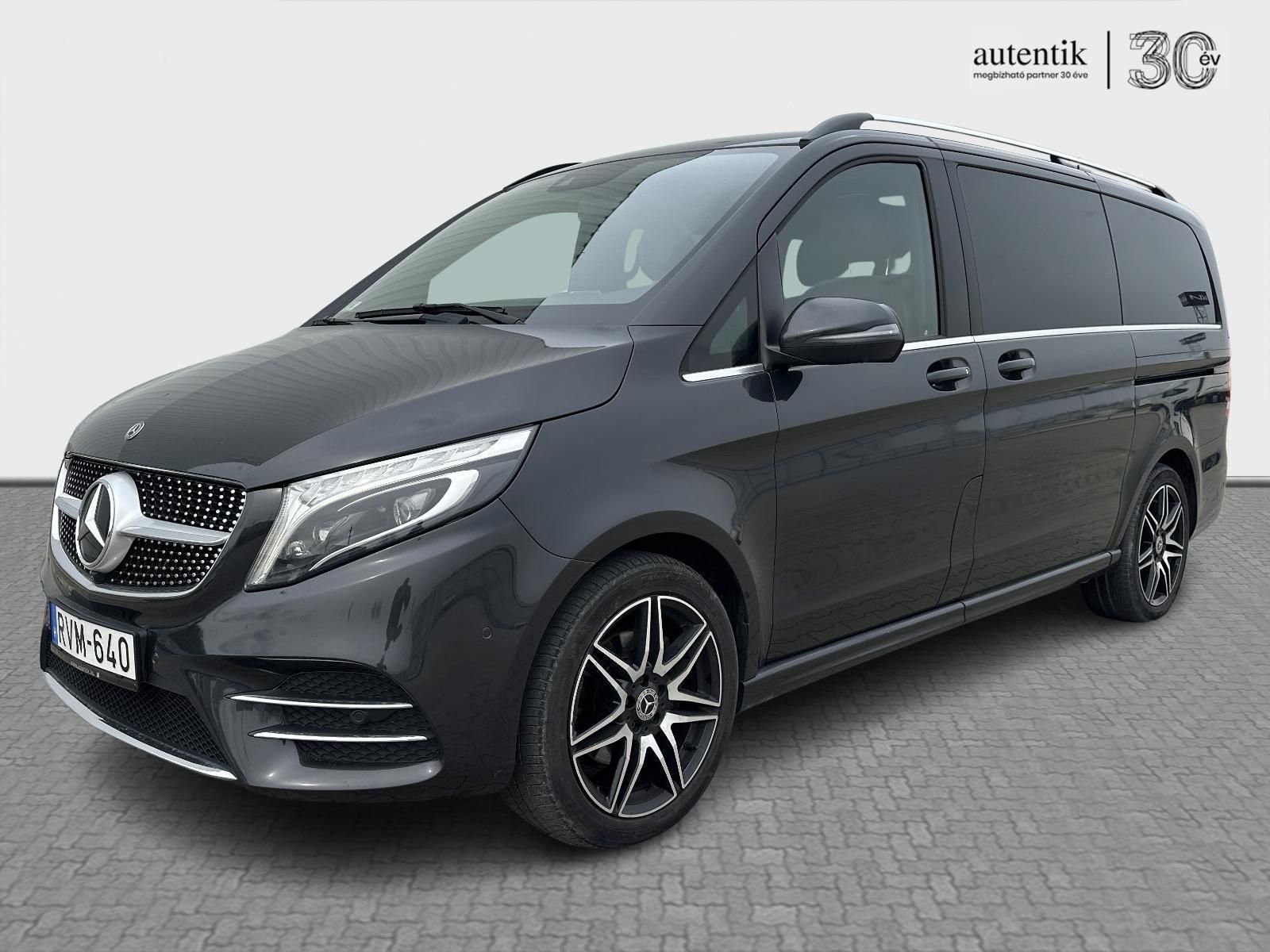 MERCEDES-BENZ V-OSZTÁLY