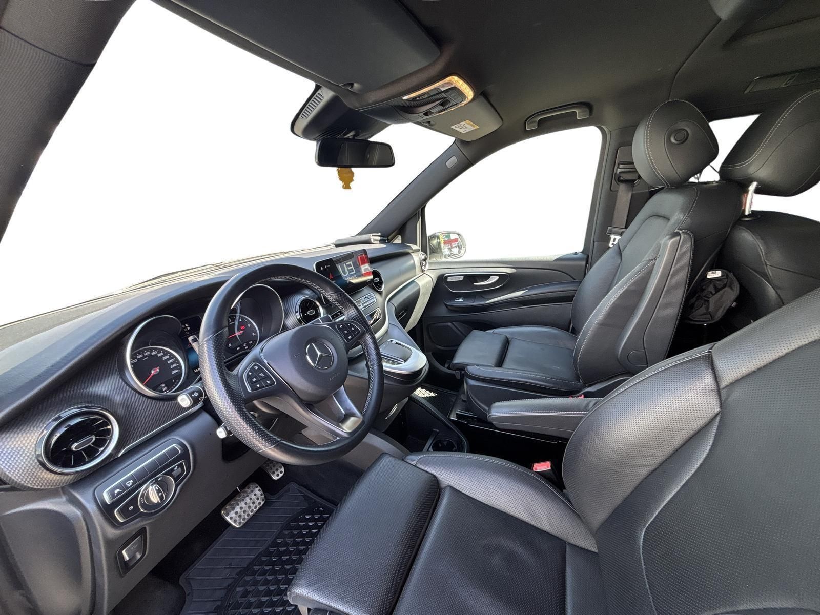 MERCEDES-BENZ V-OSZTÁLY