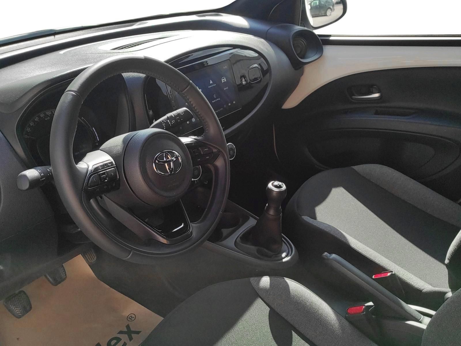 TOYOTA AYGO