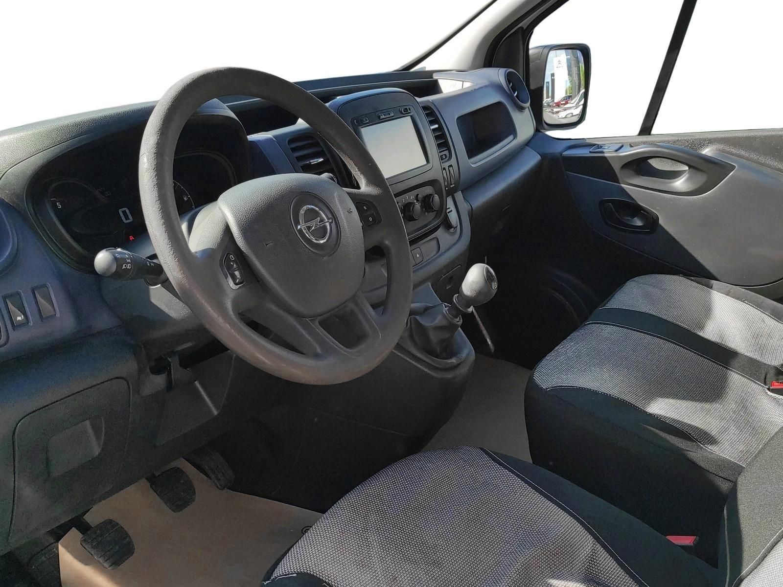 OPEL VIVARO