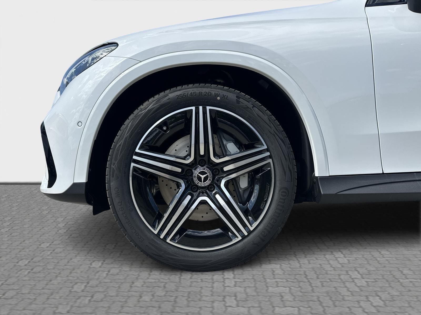 MERCEDES-BENZ GLC 220