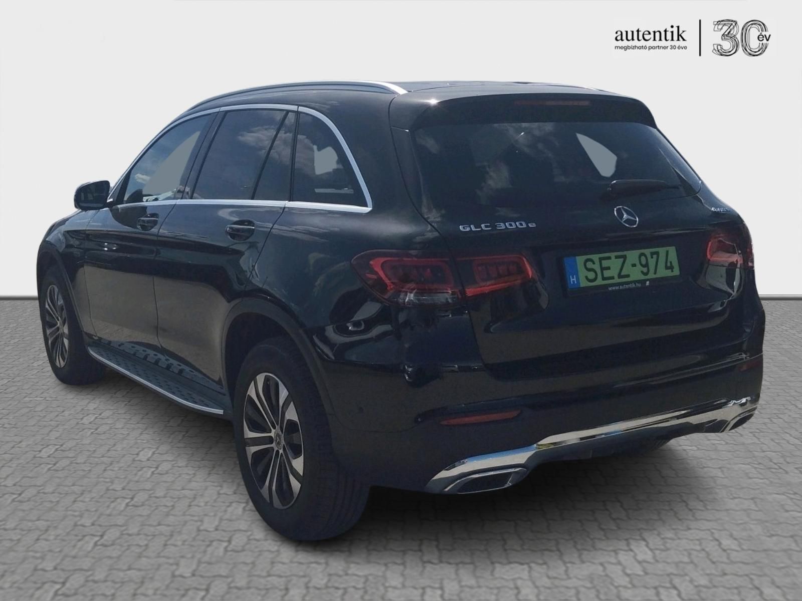 MERCEDES-BENZ GLC 300