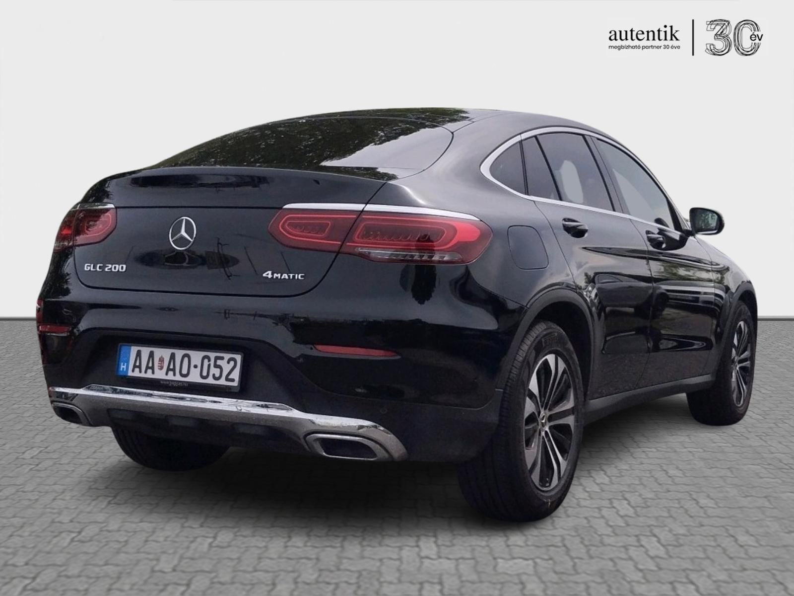 MERCEDES-BENZ GLC 200