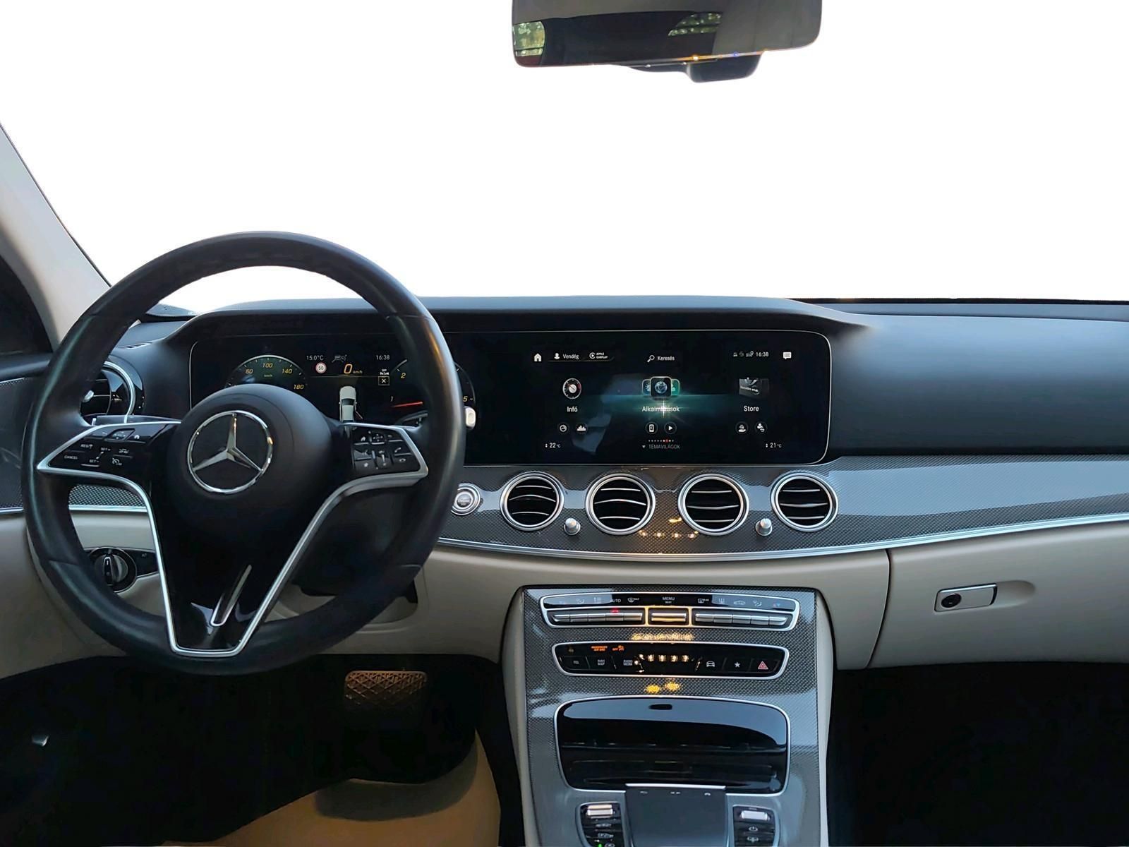 MERCEDES-BENZ E 300
