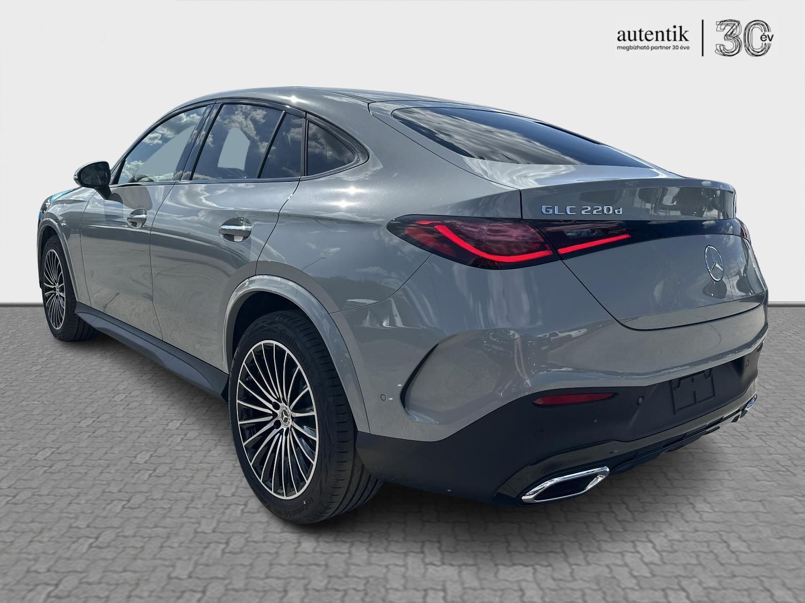 MERCEDES-BENZ GLC 220