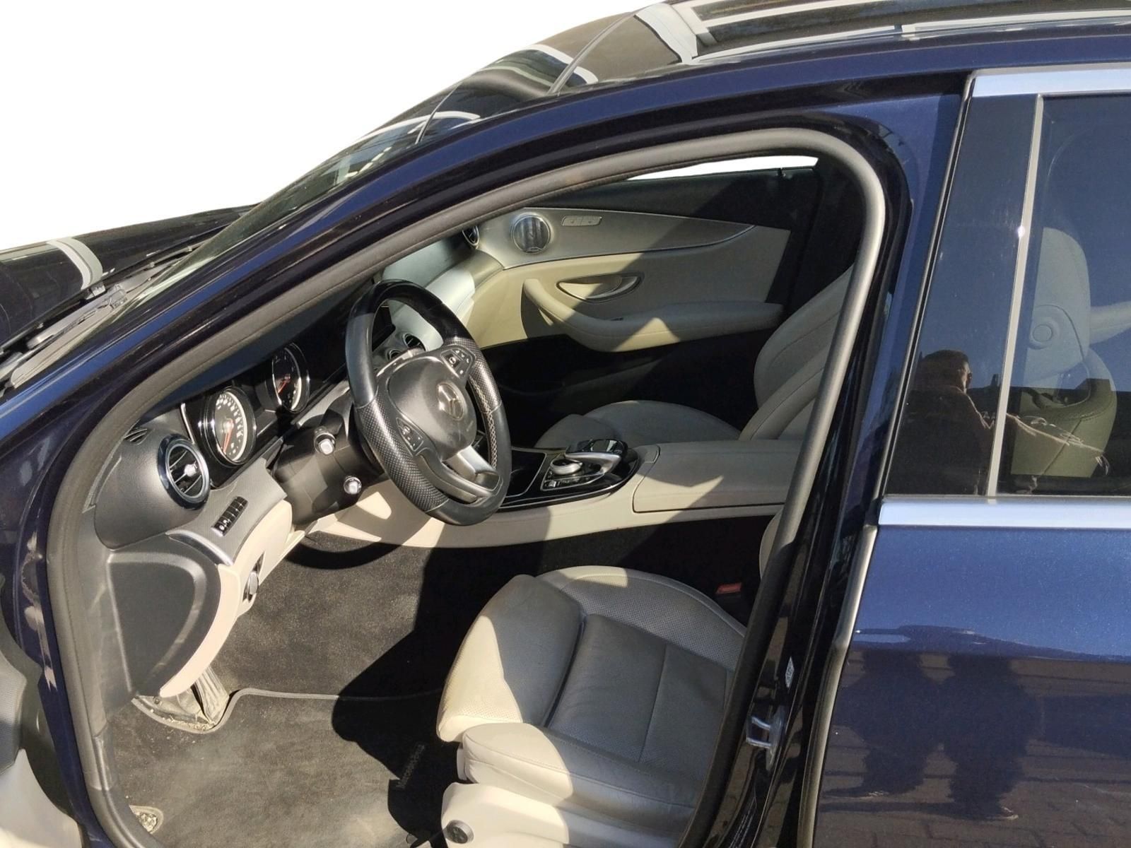 MERCEDES-BENZ E 350
