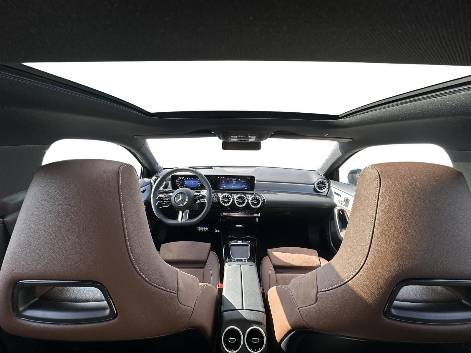 MERCEDES-BENZ A 200