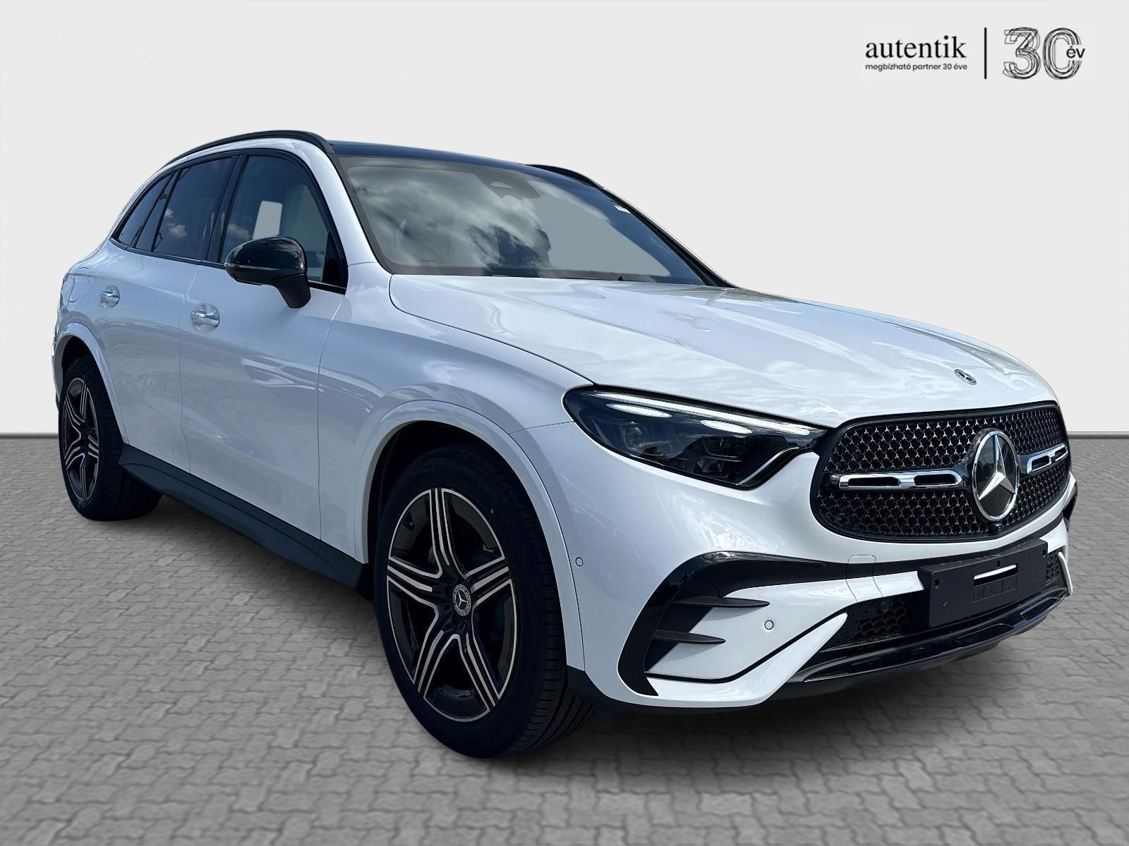 MERCEDES-BENZ GLC 220