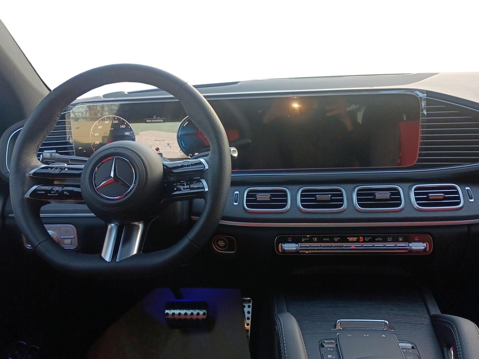 MERCEDES-BENZ GLE 400