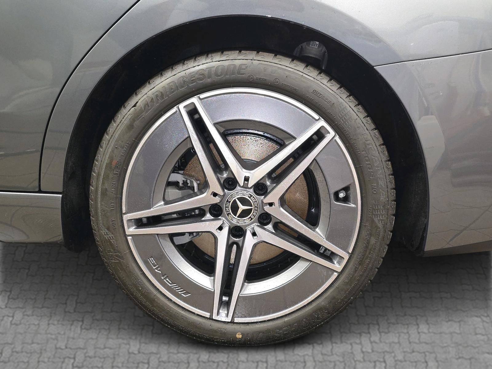 MERCEDES-BENZ C 200