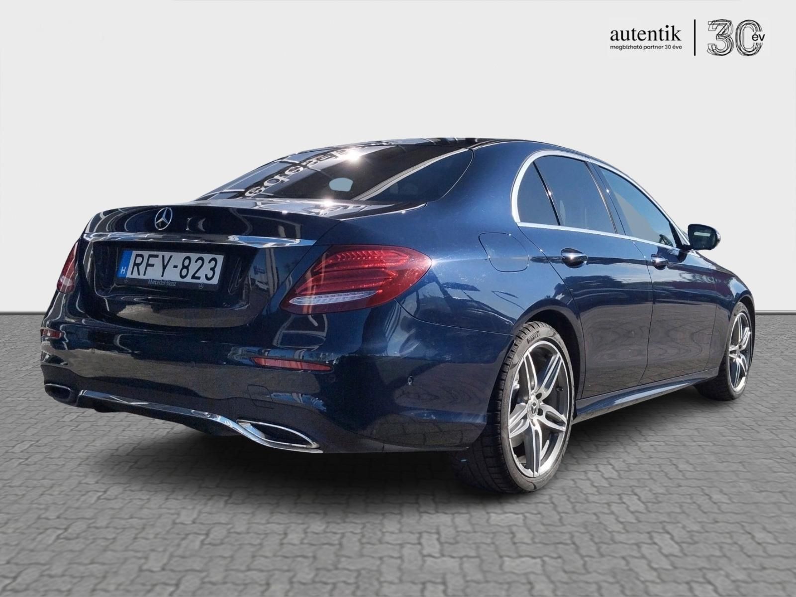 MERCEDES-BENZ E 350