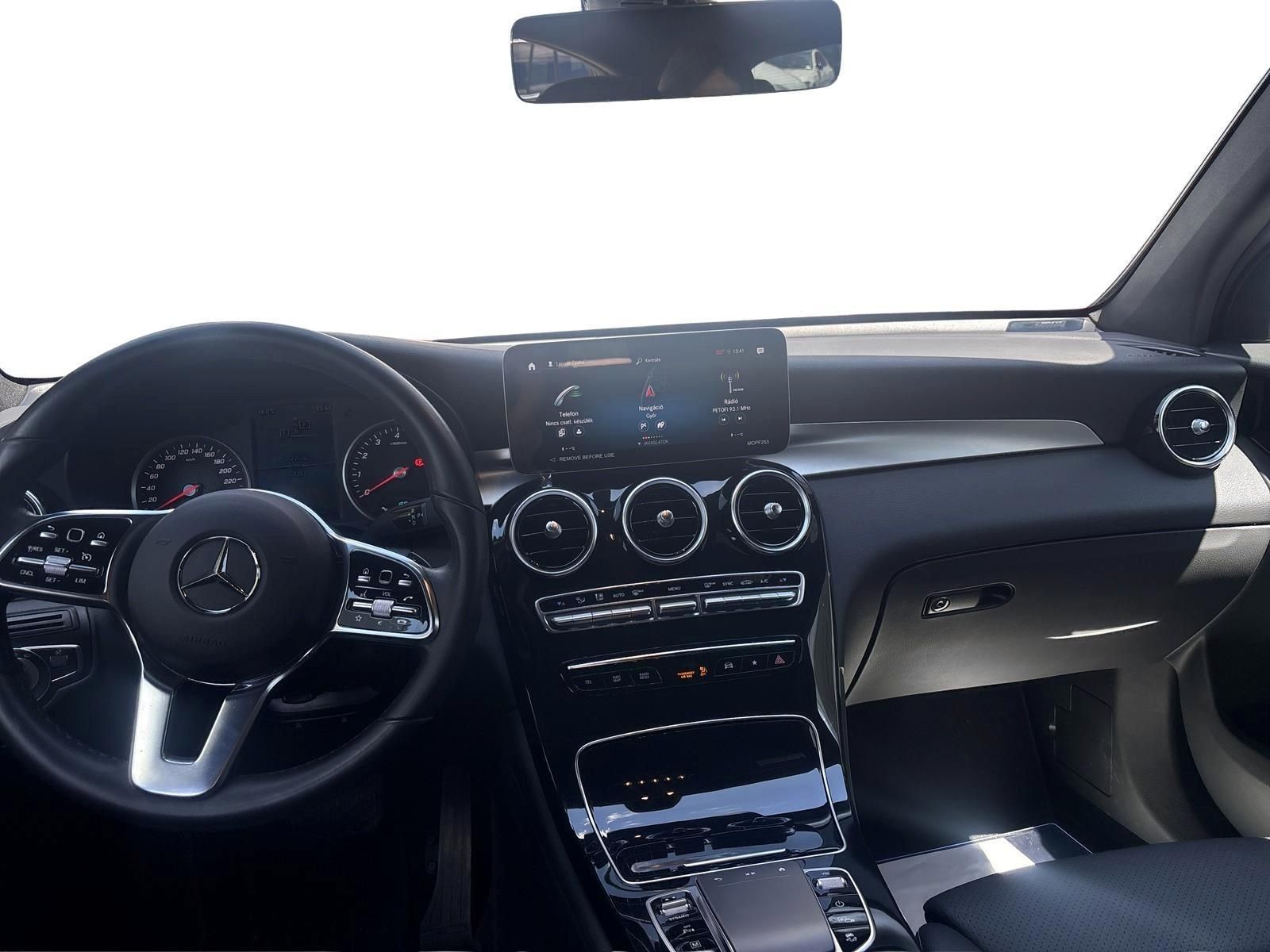 MERCEDES-BENZ GLC 200