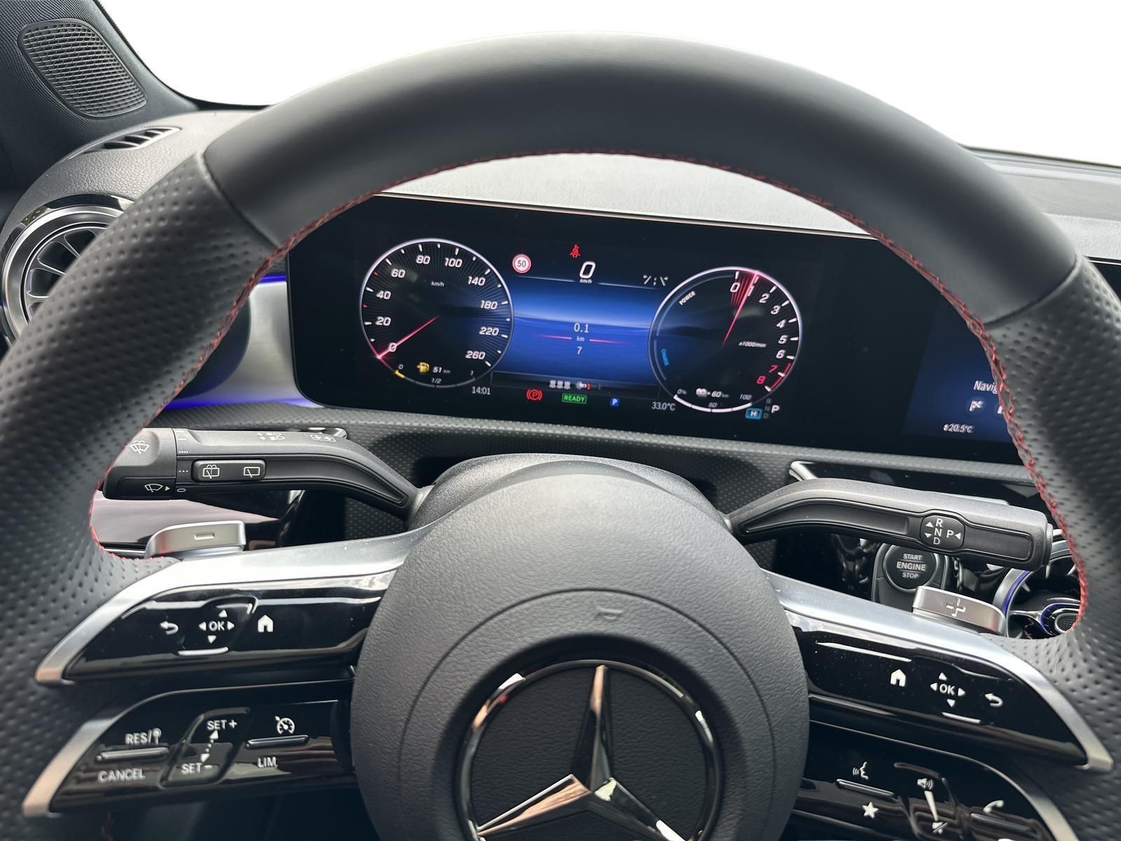 MERCEDES-BENZ A 250