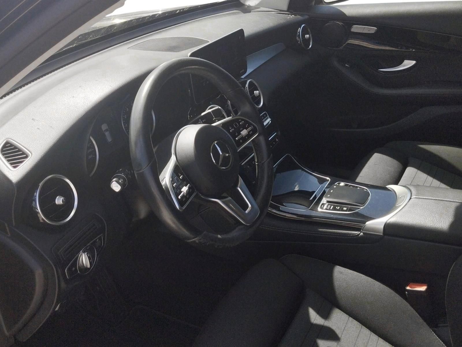 MERCEDES-BENZ GLC 300