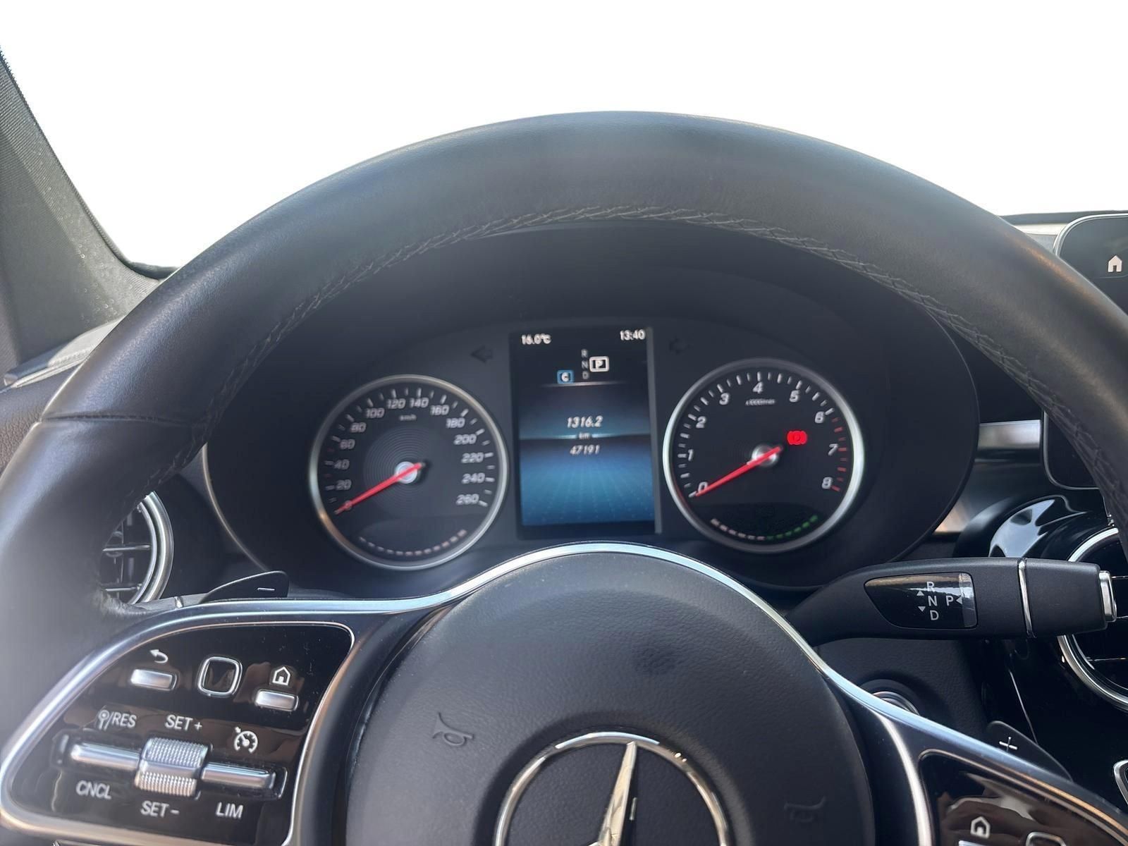 MERCEDES-BENZ GLC 200