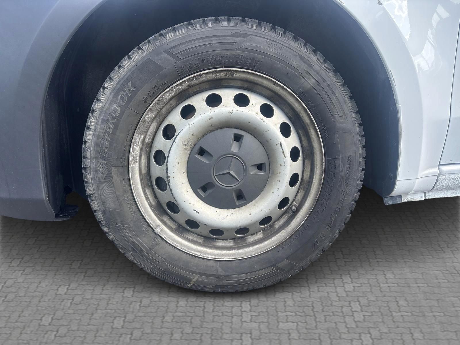 MERCEDES-BENZ VITO