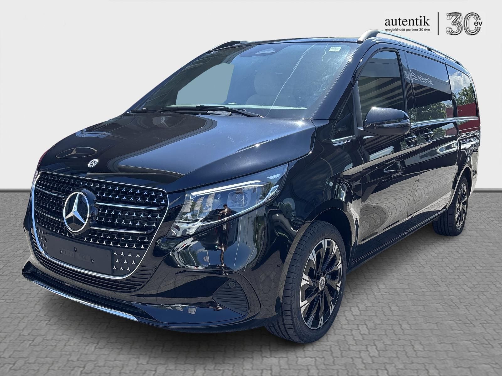 MERCEDES-BENZ V-OSZTÁLY