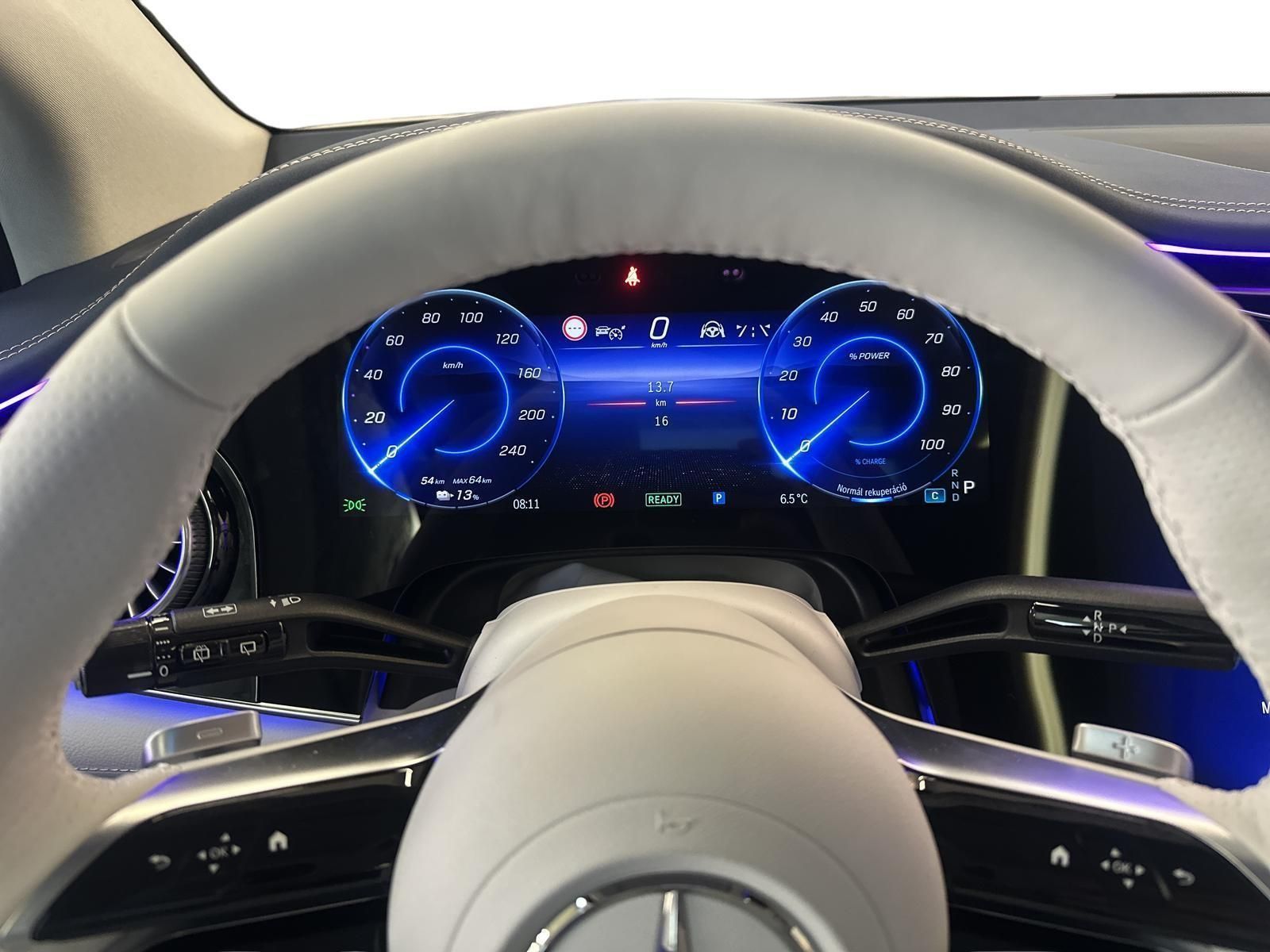 MERCEDES-BENZ EQE SUV