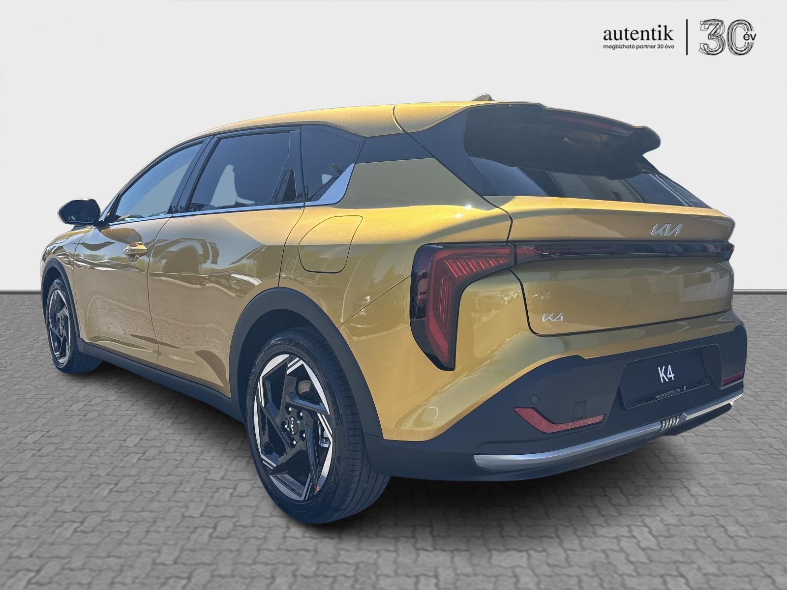 KIA K4