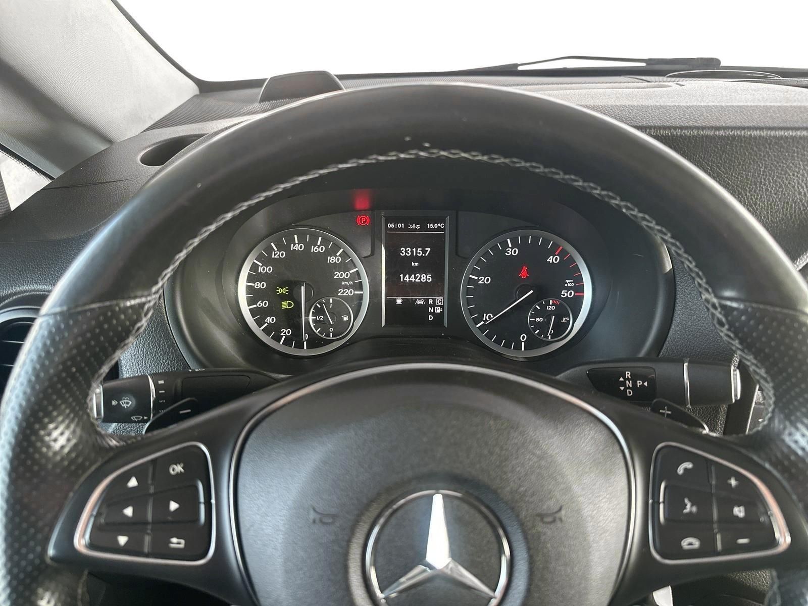 MERCEDES-BENZ VITO