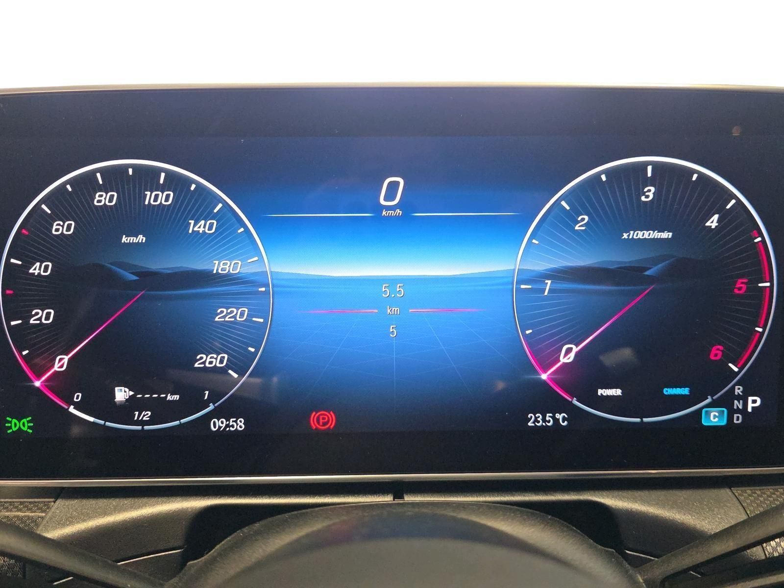MERCEDES-BENZ C 220