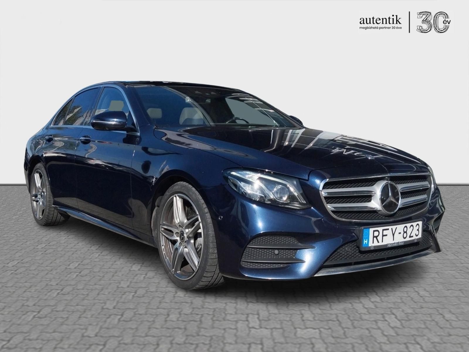MERCEDES-BENZ E 350