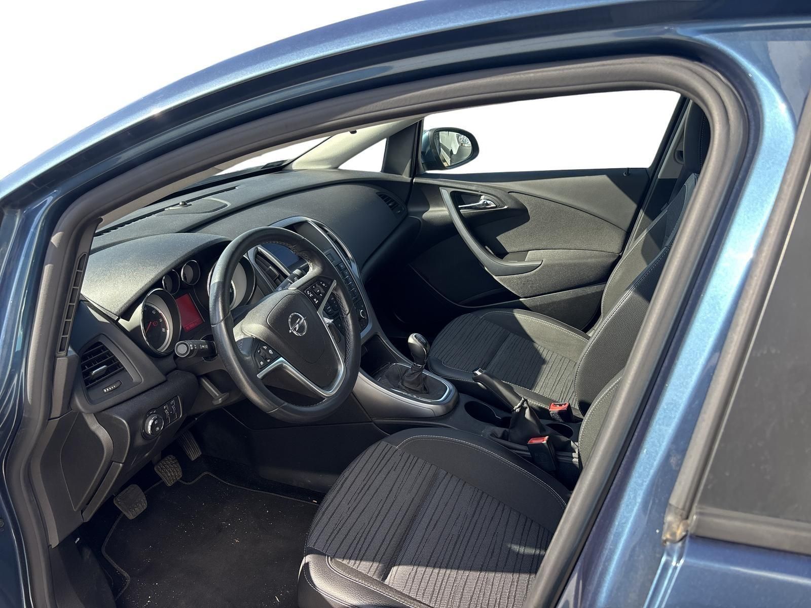 OPEL ASTRA J