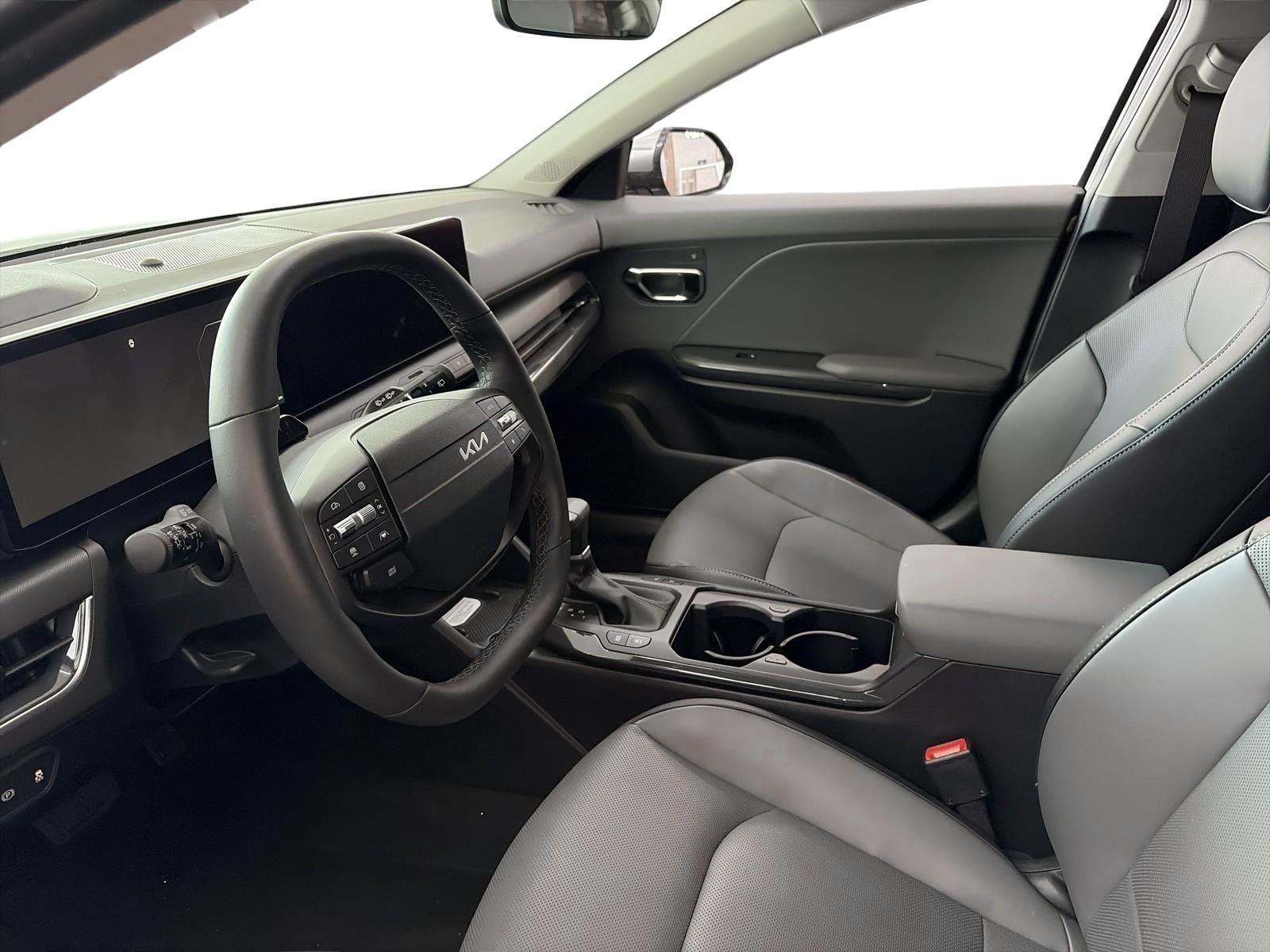KIA K4