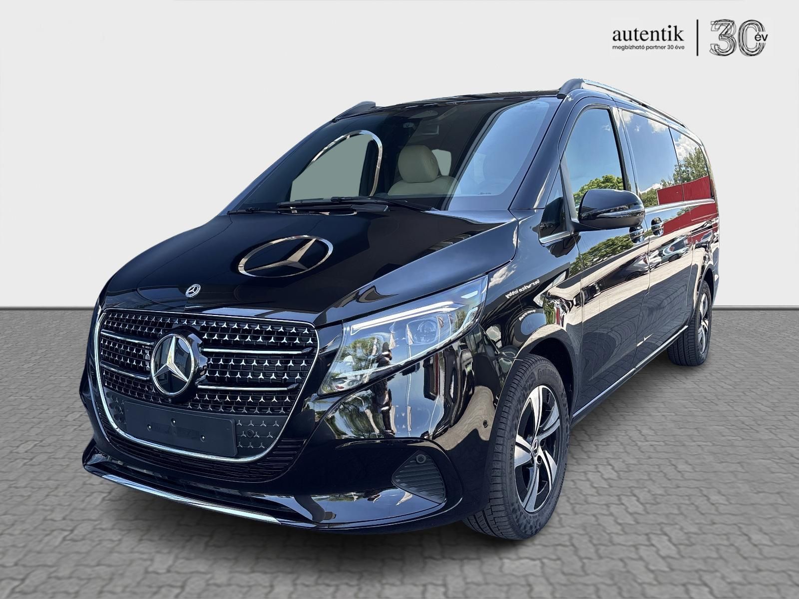 MERCEDES-BENZ V-OSZTÁLY
