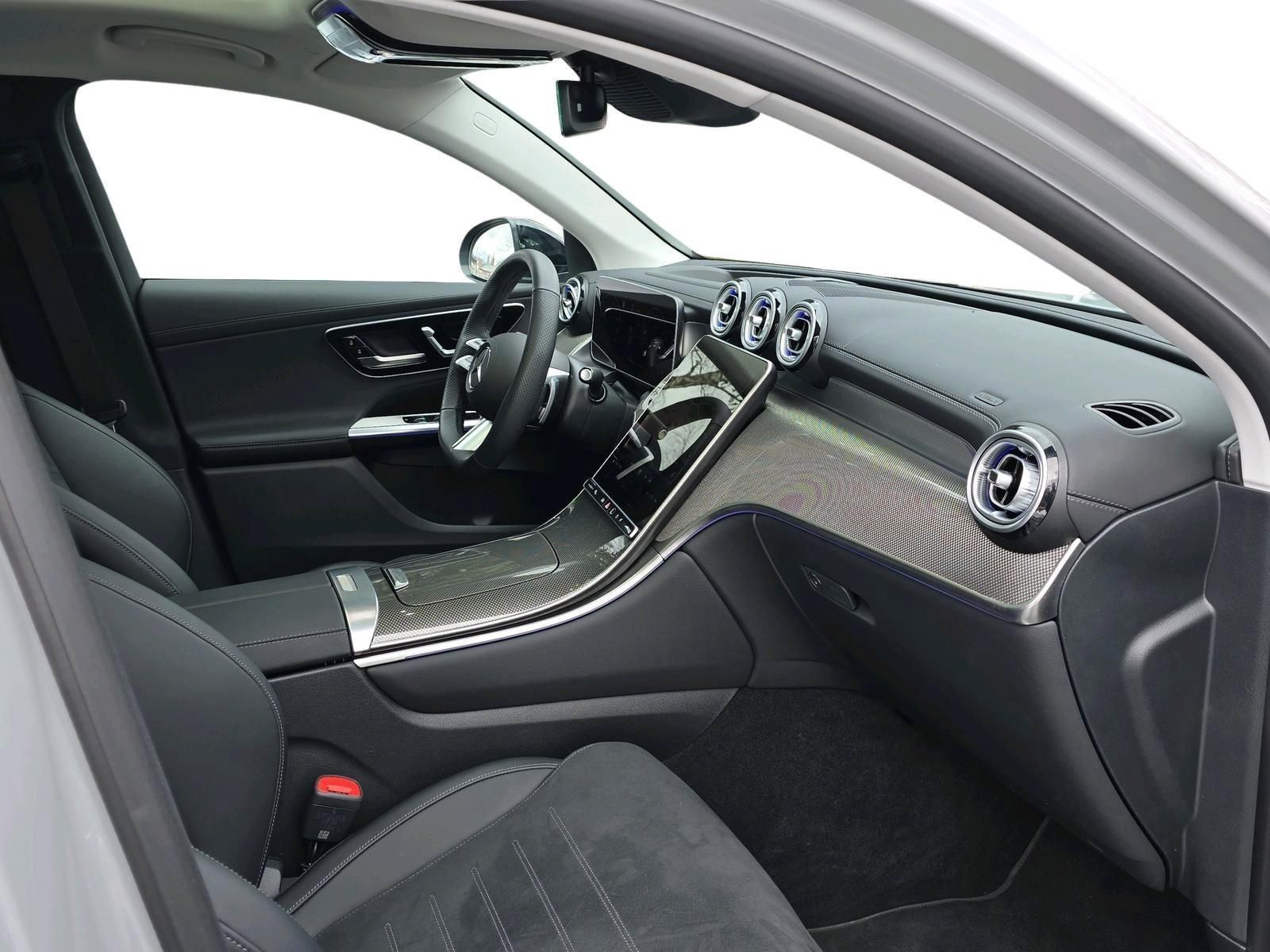 MERCEDES-BENZ GLC 200