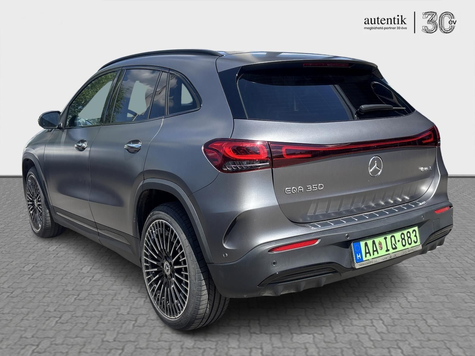 MERCEDES-BENZ EQA