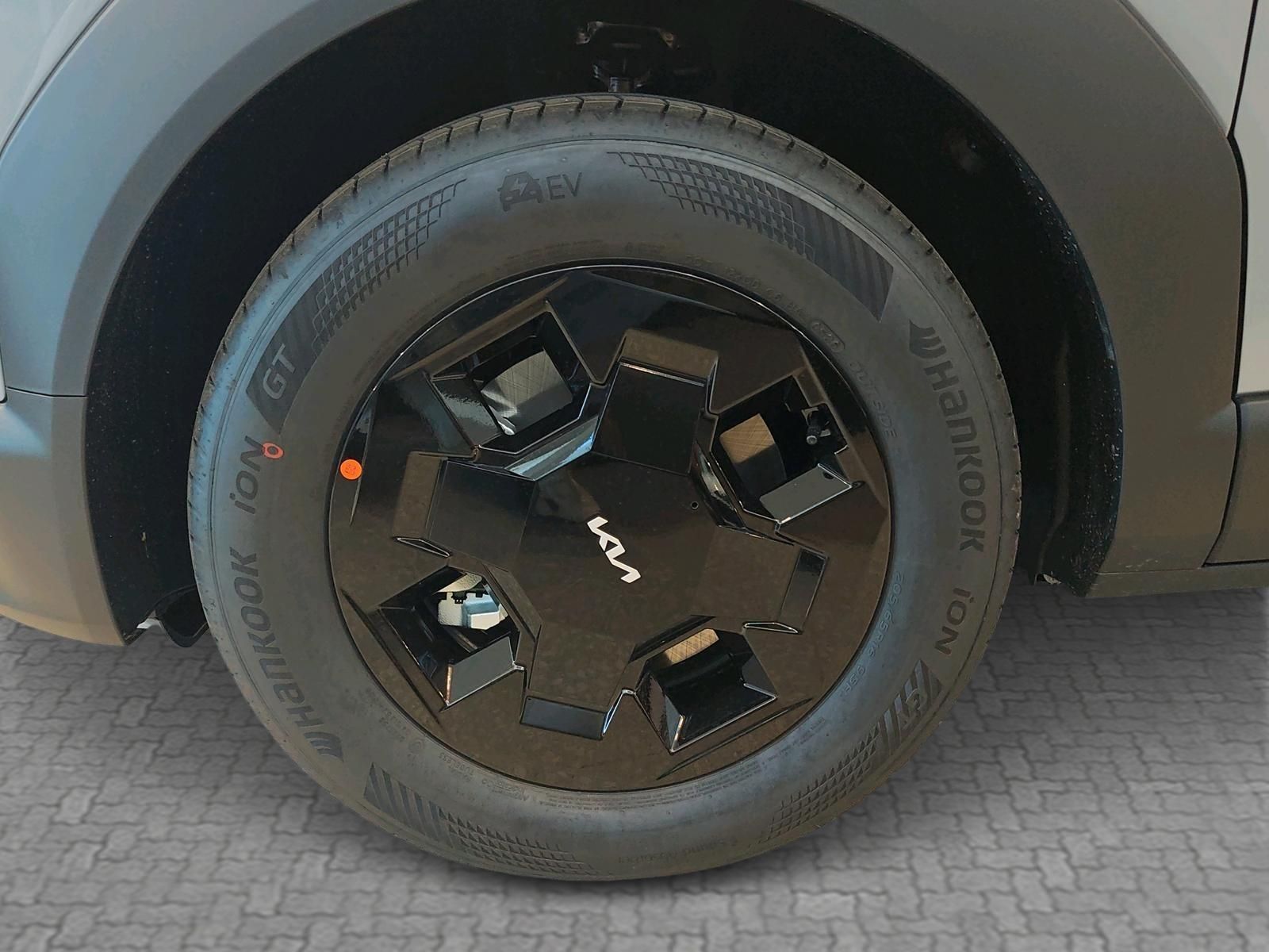 KIA EV2