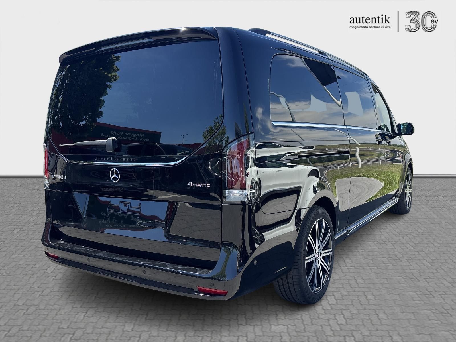 MERCEDES-BENZ V-OSZTÁLY